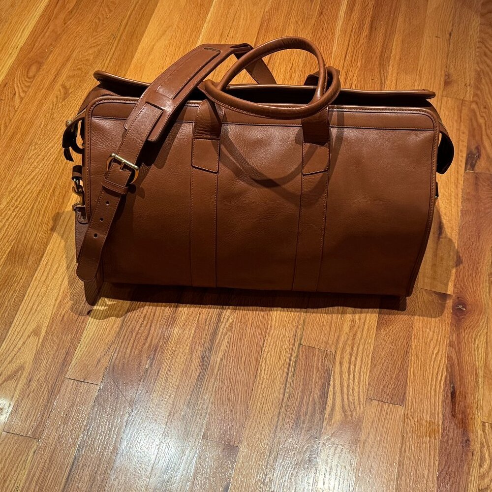 Frank Clegg Tumbled Leather Duffle. 20" x 13" x 10".